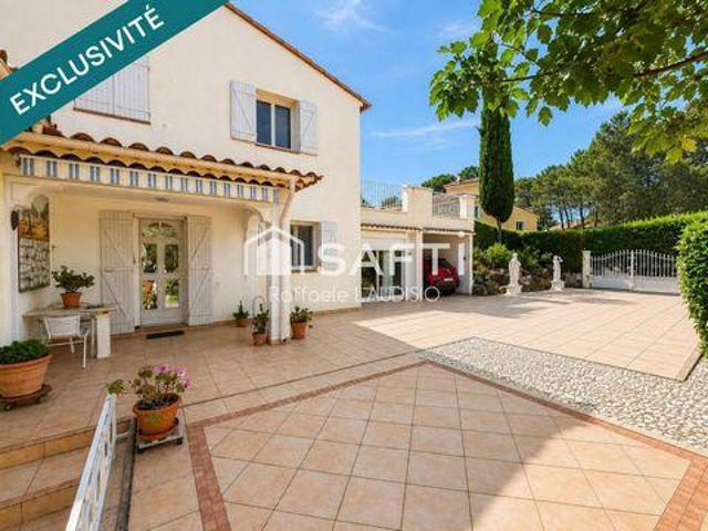 5 chambres, Frejus Provence 83600 100727073