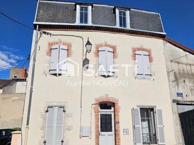 5 chambres, Gannat Auvergne 03800 103845888
