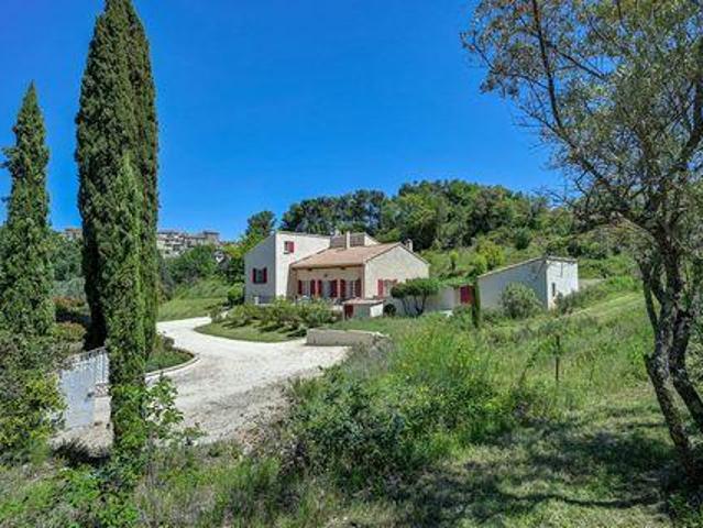 5 chambres, Grambois Provence 84240 104006688