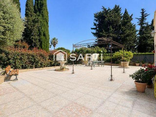 5 chambres, Hyeres Provence 83400 102759368