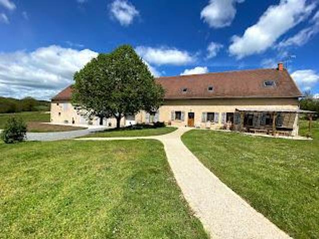 5 chambres, Luzy Bourgogne 58170 96310872