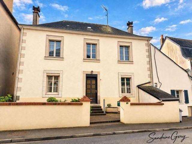 5 chambres, La Selle Pays de la Loire 53800 101314016