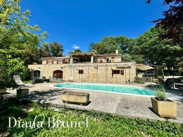 5 chambres, La Tour Provence 84240 100725788