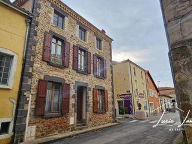 5 chambres, Le Breuil Auvergne 63340 103617771