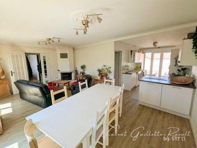 5 chambres, Port Pays de la Loire 44710 103155975