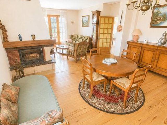 5 chambres, Riom Auvergne 63200 103428796