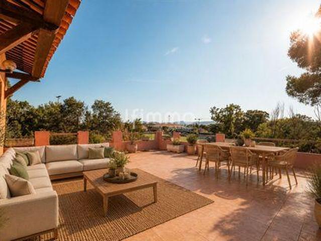 5 chambres, Saint Provence 83700 LS105112348