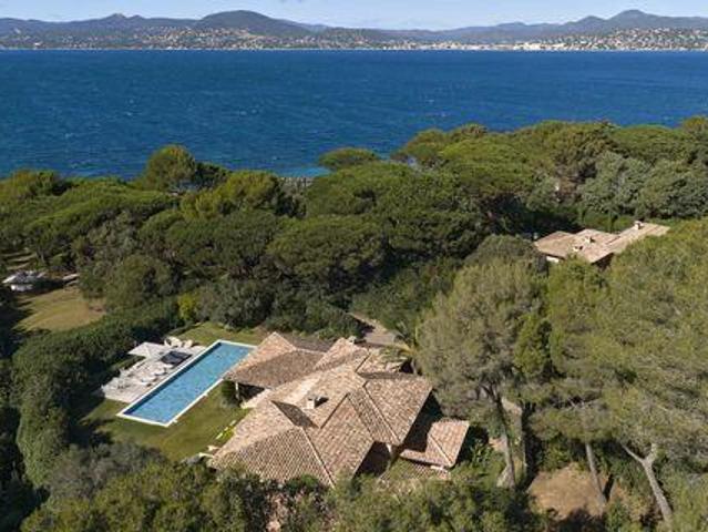 5 chambres, Saint Provence 83990 102666875