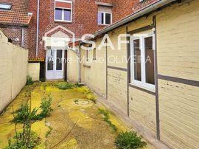 5 chambres, Sinceny Picardie 02300 99770172