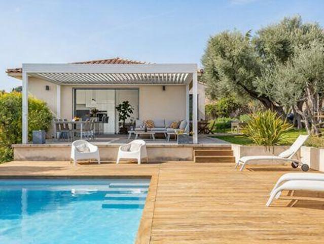 5 chambres, Vence Provence 83190 101779240