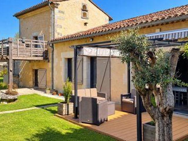 5 chambres, Vibrac Poitou 16120 105746741
