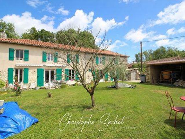 5 chambres, Villefollet Poitou 79170 102439899