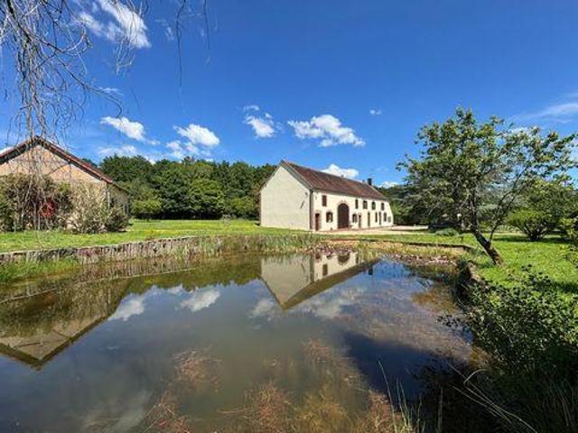 5 chambres, Villeneuve Bourgogne 89350 101059166