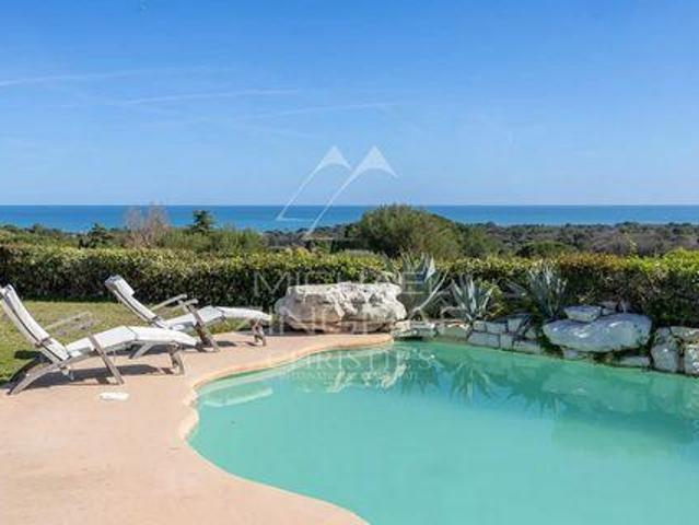 5 chambres, Villeneuve Provence 06270 103571976