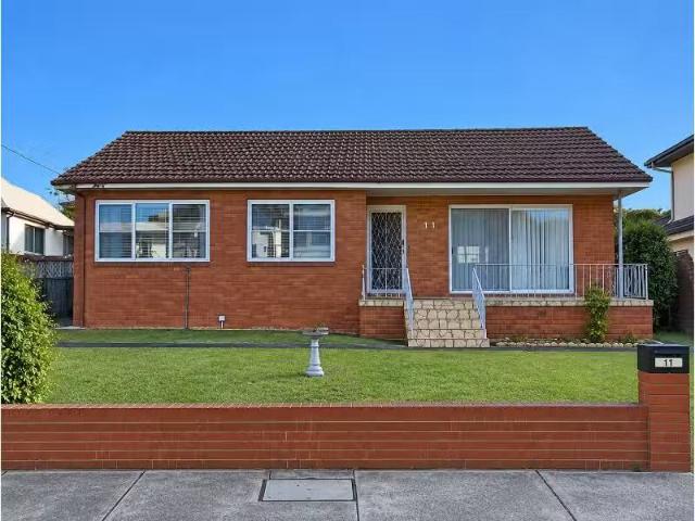 5 Chiswick Street, Chiswick House for rent Listed by Property.