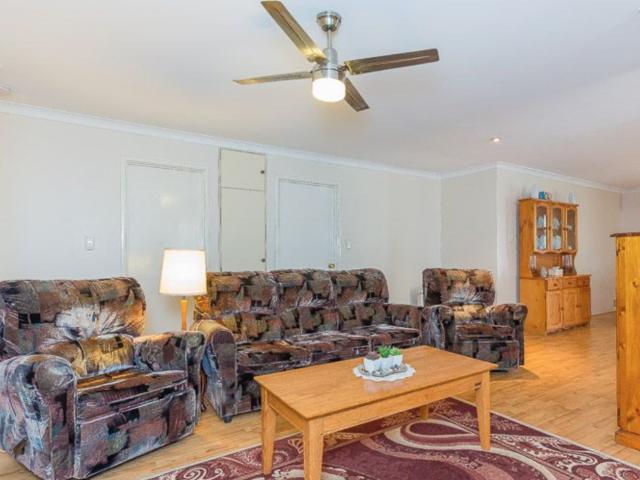 5 Compton RoadGosnells WA 6110, Australia