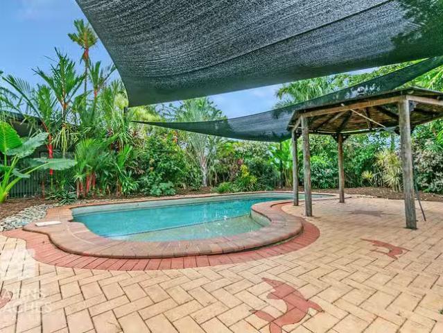 5 Conch Close, Trinity Beach, QLD 4879