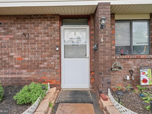 5 Concord Place # 5 C