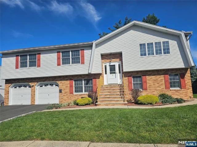 5 Cozy Glen Court, Saddle Brook, US, NJ