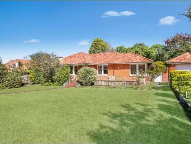 5 Crana Avenue, East Lindfield House for rent Listed by Sylvi.