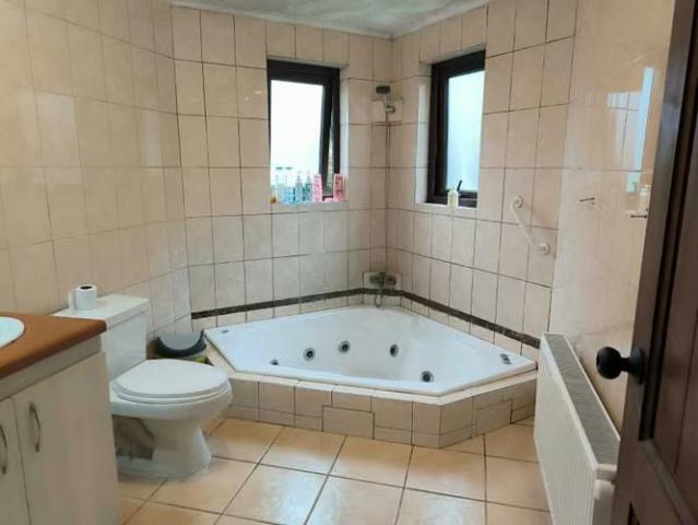 5 D+4B en condominio, 5000 mts 1605 | dormitorios por 496000. 00 en Valdivia