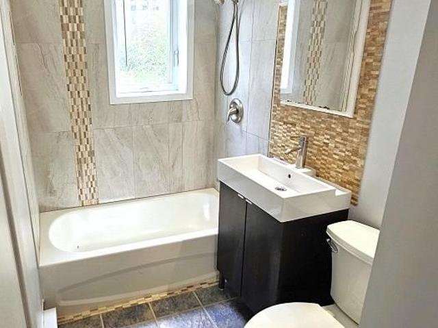 5 ½ dans le vrai Vieux Longueuil