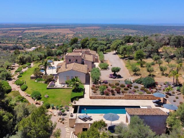 5 Dormitorios Villa Mallorca En Venta HA2412483
