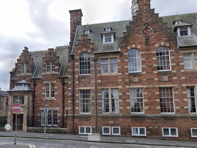 5 Drummond Street, City of Edinburgh, EH8 9TU, United Kingdom | 2 bed apartment for rent #138852655 | Rentberry