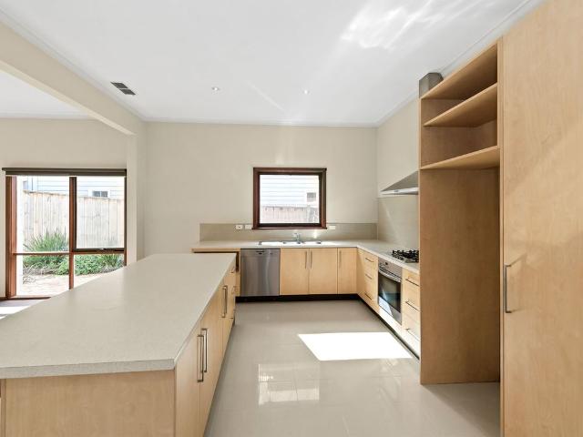Large sun filled 4 bedroom family home!