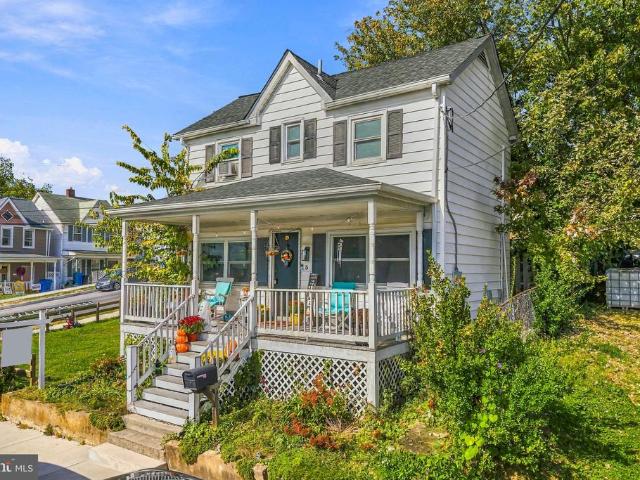 5 E B Street