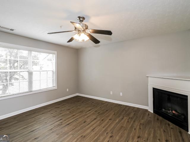 5 E Newnan Road