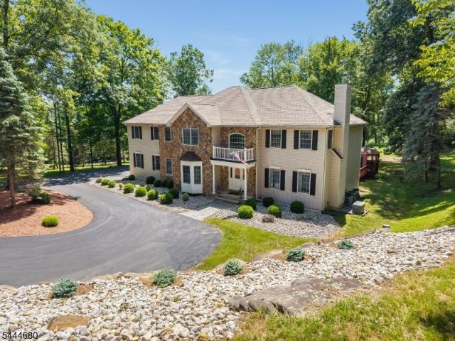 5 Elk Ridge Rd