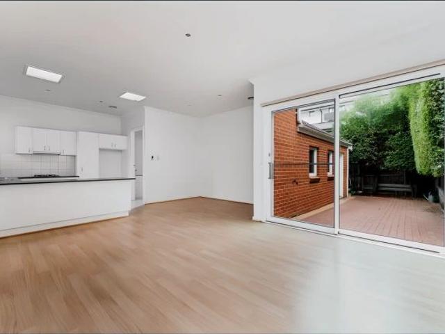 5 Fallon Street, Melbourne