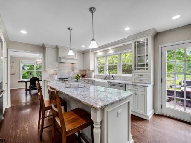 5 Fieldstone Dr