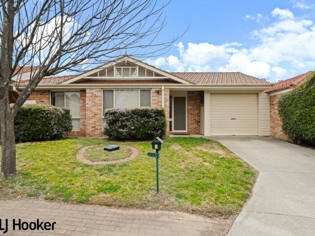 5 flora place, palmerston act for rent lj hooker