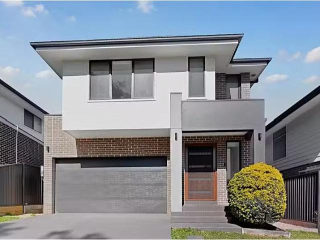 5 Fry Road, EDMONDSON PARK House for rent Listed by Nick Gile.