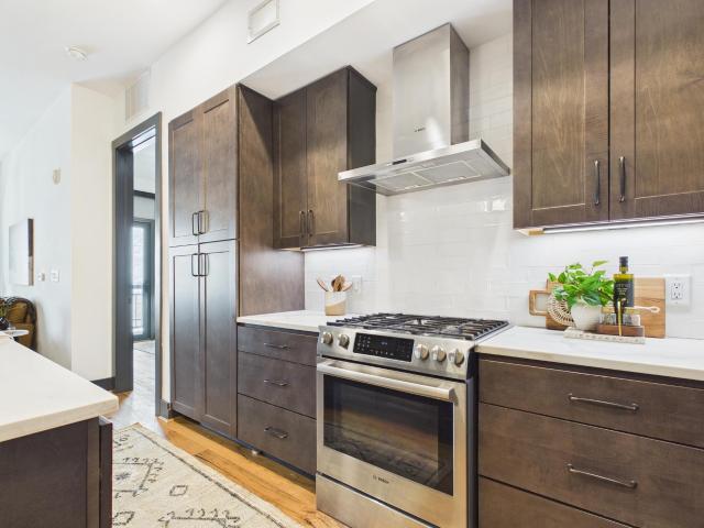 5 Gadsdenboro Street Apt 212