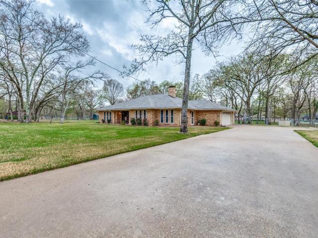 5 Huckleberry Ln, Star Harbor, TX 75148 | MLS #21204