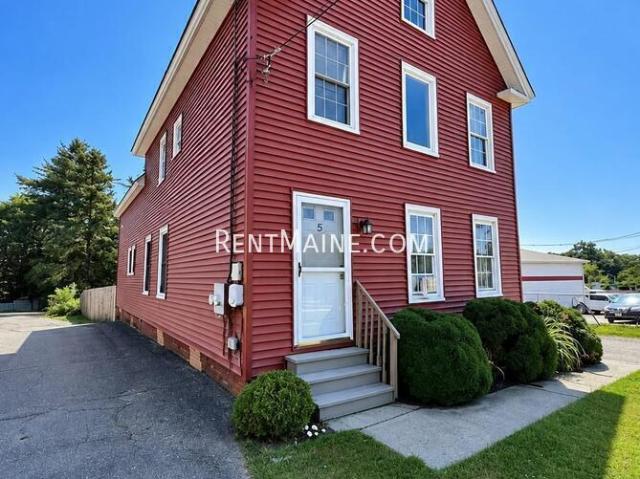5 Halifax St. Apt 1 bed, 1 full bath