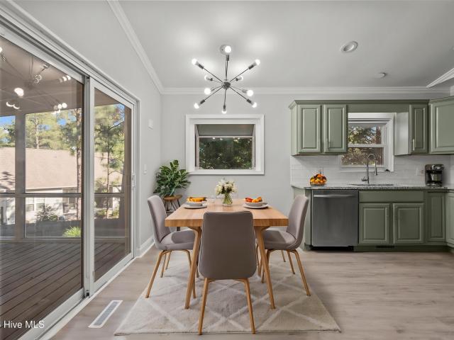 5 Halter Place