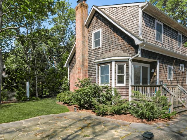 5 Harbor St, East Hampton, NY 11937 | MLS #931569