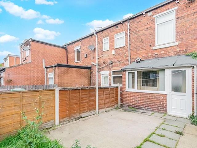 5 Hardwick Road Featherstone, Pontefract, West Yorkshire WF7, 2 bed terraced house to rent, £775 pcm | PrimeLocation