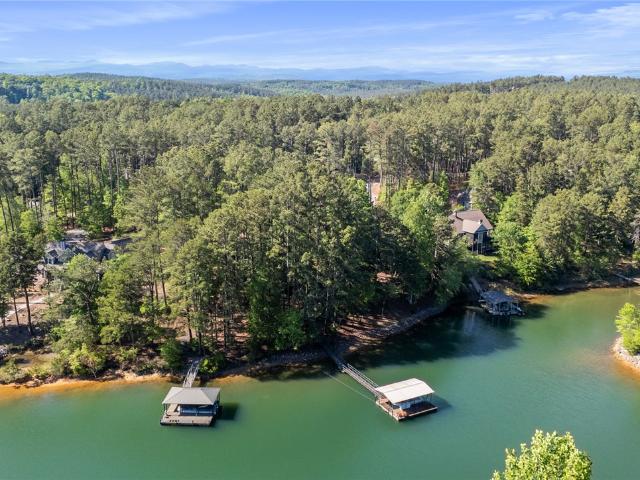 5 High Tide Court