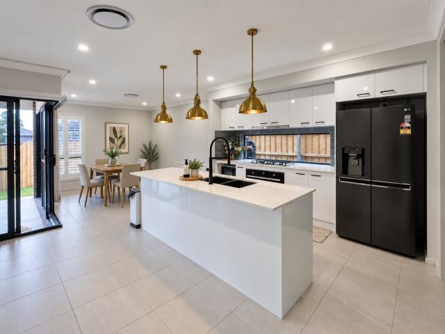 5 Hornblend StreetRouse Hill NSW 2155, Australia