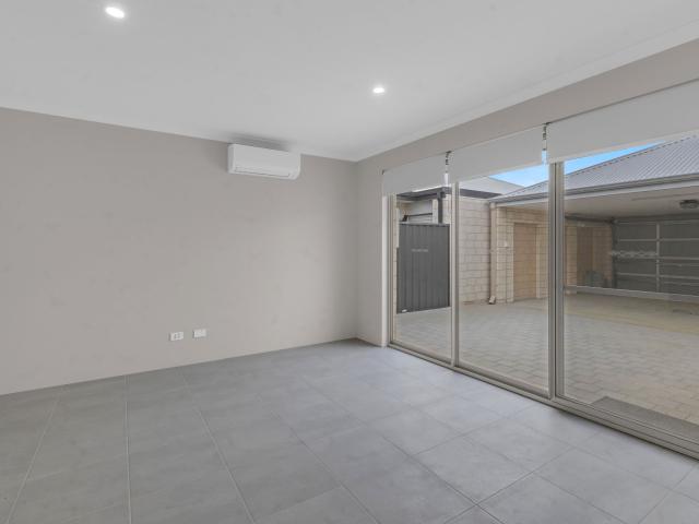 5 Ironstone Lane Coodanup, WA 6210
