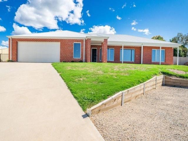 5 Jacks Place