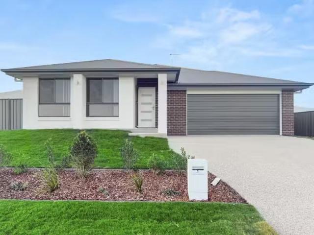 5 Katherine Way, NIKENBAH House for rent Listed by Kaylyn Wat.