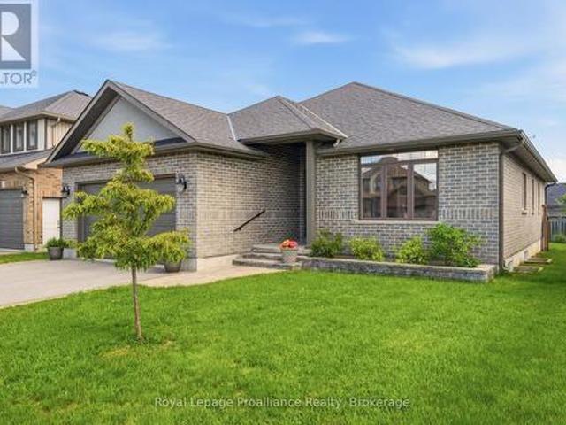 5 Kempton Avenue, Belleville Thurlow Ward, ON, K8N 0E8 house for sale | Listing ID X13589 | Royal LePage
