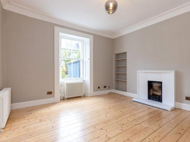 5 Kemp Place