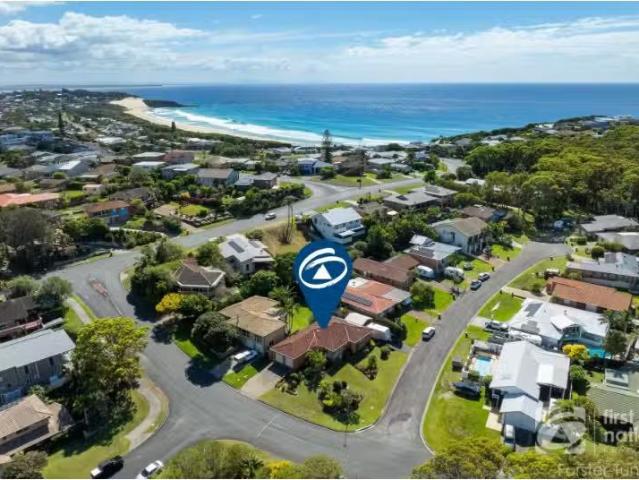 5 Kentia Drive, Forster House for rent Listed by Natasha Alle.